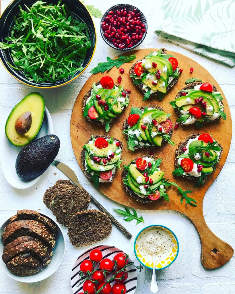Home toast avocat grenaille